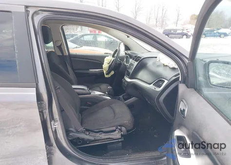 2015 Dodge Journey Sxt z USA, uszkodzony, nr VIN 3C4PDDBG8FT613290